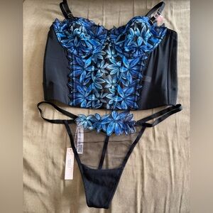 VICTORIA'S SECRET Very Sexy Ziggy Glam Blue ombrรฉ Longline Demi Bra Thong Set